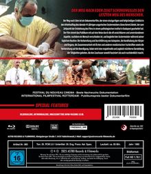 Der Text beschreibt einen Dokumentarfilm über János Kerezi, seine Arbeit und den letzten Weg des Menschen.