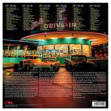 LP-Titellisten oben. Vintage-Autos vor einem beleuchteten Diner mit Retro-Flair. Text über American Graffiti darunter.