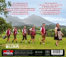 Trackliste mit Titeln und Zeiten, darunter sechs Personen in traditioneller Tracht auf einer Wiese vor Bergkulisse. 
