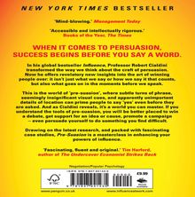 Text: "NEW YORK TIMES BESTSELLER. WHEN IT COMES TO PERSUASION, SUCCESS BEGINS BEFORE YOU SAY A WORD." Gelber Hintergrund.
