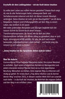 Erschaffe dir dein Lieblingsleben – mit der Kraft deiner Intuition. Sternenhintergrund, zentrales Zitat.