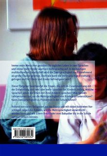 Text über Zweisprachigkeit im Alltag und Erziehung. Mutter und Kind in einem unscharfen Bild. ISBN-Nummer unten.