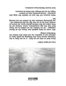Text: Lesen auf eigene Gefahr. Darunter: Wolken mit drei Stecklingen, die aussehen wie Augen.