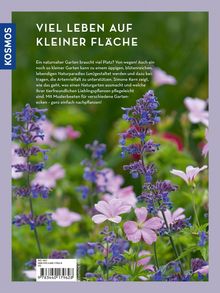 Logo mit Text: "Kosmos". Überschrift: "Viel Leben auf kleiner Fläche". Bild zeigt blühende lila und rosa Blumen.