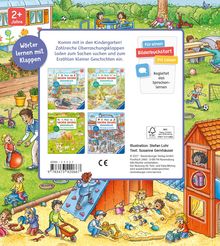 "Wörter lernen mit Klappen. Komm mit in den Kindergarten! Für einen Bilderbuchstart ins Leben. Illustration von Kindern beim Spielen im Freien."