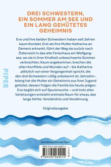 DREI SCHWESTERN, EIN SOMMER AM SEE UND EIN LANG GEHÜTETES GEHEIMNIS. Illustration von blauen Wellen am unteren Rand.