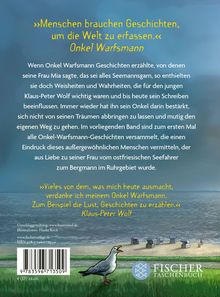 Zitat von Onkel Warfsmann über Geschichten auf blauem Hintergrund. Unten: Strand mit Möwe, Strandkörben und Logo.