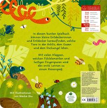 Im Text steht, dass ein Spielbuch kleinen Entdeckern hilft, Tiere in der Arktis, im Ozean und Dschungel zu entdecken. Bunte Illustration mit Tieren und Pflanzen.