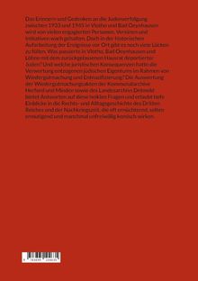 Text erklärt die Erinnerung an die Judenverfolgung 1933-1945 in Vlotho und Bad Oeynhausen. Roter Hintergrund.