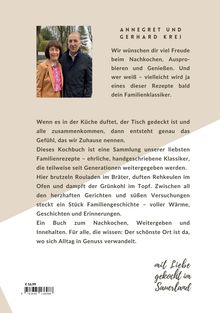 Texte über Freude am Kochen und Familienrezepte. Foto eines Paares. Handgeschriebene Notiz rechts unten. Preisangabe.