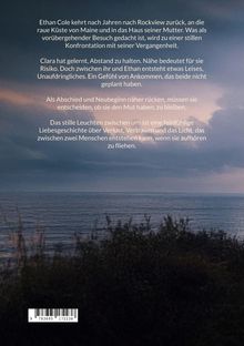 Text über Rückkehr, Nähe und Entwicklungen zweier Menschen, vor einer Abendlandschaft mit Meer und Wolkenhimmel.