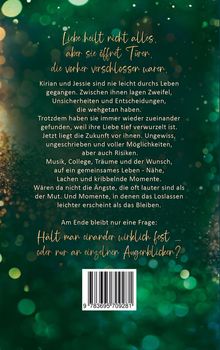 Text über Liebe und Zukunft, auf grünem Hintergrund mit funkelnden Lichtpunkten dekoriert. Darunter ein Barcode.