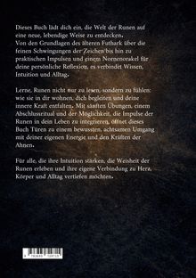 Einladung, die Welt der Runen lebendig zu entdecken. Texte zu Futhark, Intuition, Integration im Alltag auf dunklem Hintergrund.