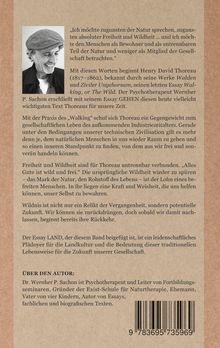 Ein Zitat betont Natur und Freiheit. Text beschreibt Henry Thoreaus Bedeutung. Portrait eines lächelnden Mannes mit Mütze.