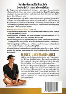 "Dein Fundament für finanzielle Souveränität in unsicheren Zeiten." Unten links sitzt ein Mann mit Hut lächelnd.