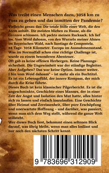 Ein Text beschreibt eine 3058 km lange Wanderung während der Pandemie. Es geht um Abenteuer und Mut in unsicheren Zeiten. Darunter ein Barcode.