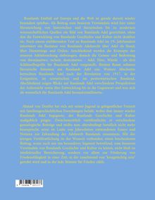 Hellblauer Hintergrund mit goldgelbem Text. Es wird über Russlands Einfluss und Adel im historischen Kontext gesprochen.