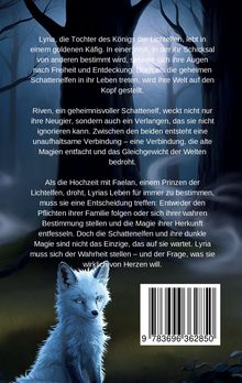 Text: Eine Geschichte über Lyria, die Tochter eines Königs der Lichtelfen, die auf eine aufregende Reise der Selbstentdeckung geht.  
Eine mystische Waldlandschaft mit einem sitzenden, weißen Fuchs. Ein Barcode am unteren Rand.