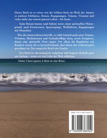 Text beschreibt ein Buch über Erlebnisse, Reisen, Visionen des Autors. Hintergrund: Strand mit Meer und Wellen.