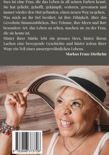 Text über eine inspirierende Frau namens Ines. Darunter eine lachende Frau mit Hut. Ein Barcode ist sichtbar.