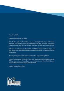 Texte: New York, 1964. Die Stadt schläft nicht - sie lauert. 

Gestaltung: Blauer Hintergrund, weißer Streifen, Barcode unten.