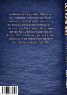 Ein Kommissar wird strafversetzt, deckt Intrigen auf und wird Teil eines Bandenkriegs. Blauer Hintergrund. Barcode unten.