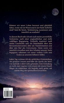 Ein einladender Text reflektiert über inneres Wachstum und spirituelles Erwachen. Der Himmel zeigt einen Vollmond mit Sternen.
