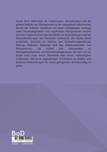 Der Text beschreibt ein Buch über die Erwartungen und Realität von Pfarrpersonen in der Schweiz mit praktischem Fokus.