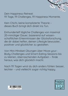 Text über 111 tägliche Challenges zur Förderung des persönlichen Glücks. Oben rechts Kirschblüten-Illustration. Unten rechts Logo mit "happy PEOPLE live Longer". Pastellfarbene Gestaltung.