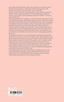 Text über Chris' Leben als Gitarristin, ihre Beziehungen und Bandaktivitäten, symbolisiert Zusammenarbeit trotz Unterschiede. Rosa Hintergrund.