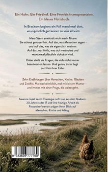 Text beschreibt einen Kriminalfall in Brackum, analysiert von Mara Stern. Im Hintergrund läuft ein Huhn auf einem Feldweg.