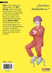 Text links beschreibt den Konflikt von Haro mit Kazari Shiki. Rechts sitzt Haro in roter Kleidung, Pinsel im Mund.