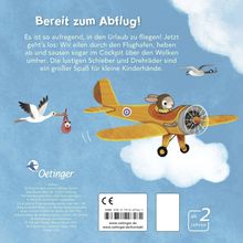 "Bereit zum Abflug!" Ein gelbes Flugzeug mit einem tierischen Piloten fliegt über Wolken. Vögel fliegen daneben. Für Kinder ab 2.