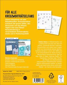 Gelber Hintergrund mit Texten über Kreuzworträtsel und Kalender. Weiße Kalenderblätter und Bücher abgebildet. Links oben ein großer Titel.