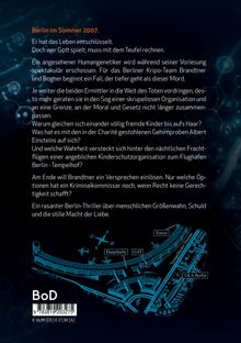 Berlin im Sommer 2007. Thriller über menschlichen Größenwahn. Blaues Diagramm mit Flughafenlayout und Aufschriften.