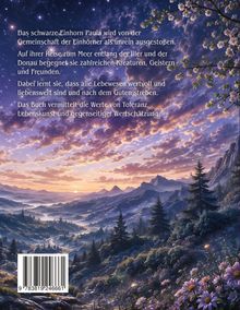 Text über das Einhorn Paula, das auf einer Reise Werte wie Toleranz lernt. Illustration einer idyllischen Landschaft bei Sonnenuntergang.