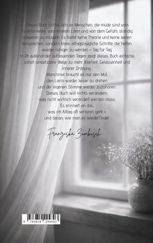 Text über ein Buch, das klare Schritte für mehr Ruhe bietet. Unterschrift: Franziska Zumbusch. Im Hintergrund ein Fenster.