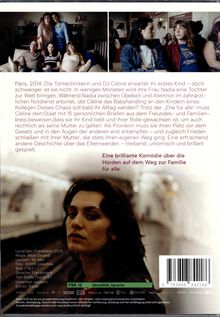 "Eine brillante Komödie über die Hürden auf dem Weg zur Familie für alle." Darunter eine Frau mit ernster Miene.