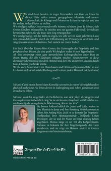 Ein grüner Hintergrund mit Text über Berufung und geistliche Themen. Unten ein Foto einer lächelnden Frau, Melanie Časni.