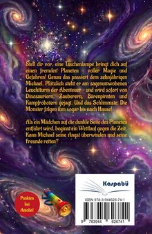 Ein Text beschreibt Michaels Abenteuer auf einem magischen Planeten. Hintergrund: Buntes Weltall mit Galaxien und ein Logo.