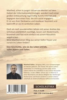 Texte über Manfreds Lebensgeschichte voller Höhen und Tiefen, gefolgt von Infos über Autorenprofil. Hat Strandhintergrund.