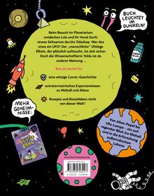 Ein lustiger, bunter Weltraumhintergrund mit Raketen, Aliens und Planeten. Text beschreibt ein UFO-Abenteuer und Comicspaß.