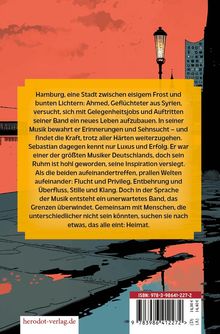 Ein gelbes Textfeld beschreibt Hamburg und erzählt von Ahmed, einem Geflüchteten, und Sebastian, einem Musiker. Es gibt einen Laternenpfahl, einen Zug und Gebäude im Hintergrund. Unten steht "herodot-verlag.de".