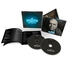 Text: "THE MOTH", "DEVIN TOWNSEND". Ein CD-Set mit Cover, Booklet und zwei CDs. Porträt eines Mannes auf dem Cover.