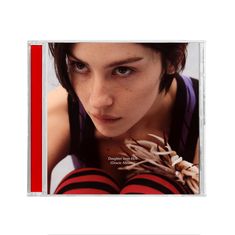 "Daughter from Hell (Gracie Abrams)" steht auf dem Cover. Es zeigt eine nachdenkliche Person in rot-schwarz gestreifter Kleidung.