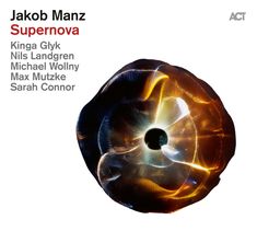 Text: Jakob Manz, Supernova, Kinga Głyk, Nils Landgren, Michael Wollny, Max Mutzke, Sarah Connor. 
Illustration: bunte Lichtwirbel.
