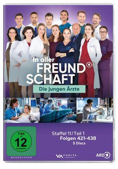 "In aller Freundschaft – Die jungen Ärzte" ist in großer Schrift zentriert. Darunter Bilder von Ärzten in verschiedenen Szenen.