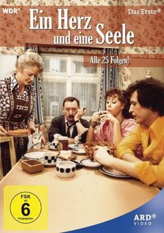 "Ein Herz und eine Seele", "Alle 25 Folgen!". Vier Personen am Tisch, eine Frau serviert Essen. Weitere Details: FSK 6, ARD.