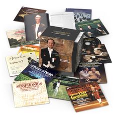 Mehrere CD-Cover mit Titeln klassischer Werke von Harnoncourt, darunter "Bruckner Symphony No. 3" und "Mozart Don Giovanni".
