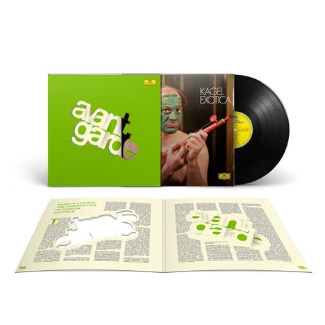 Grünes Cover mit "avant garde" in Weiß. Album "Kagel Exotica". Ein Mann mit bemaltem Gesicht hält ein Instrument.